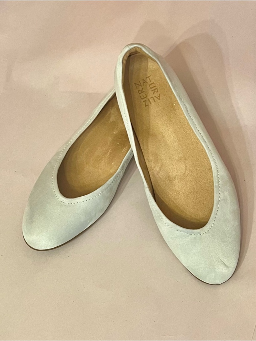 UEC• Naturalizer• Women’s 11w•Sage Faux Suede Round-Toe Ballet Flats
